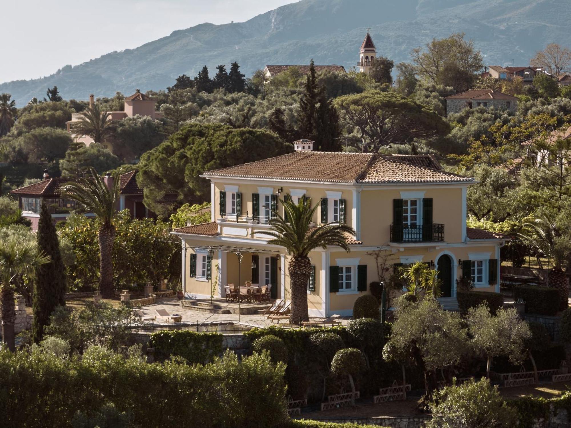 Almeira 4Acre Estate, For Unparalleled Seclusion, By Thinkvilla Закинтос Экстерьер фото
